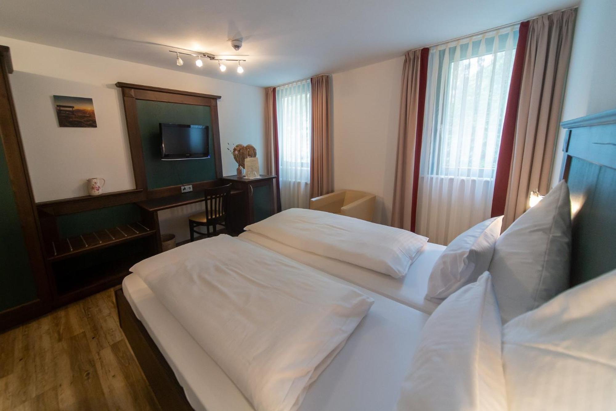 Hotel Restaurant Auerhahn Bad Wildbad Dış mekan fotoğraf